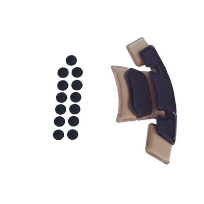 Il casco del ciclo della bici che riempie la fodera della spugna della sostituzione riempie per tutta la stagione
